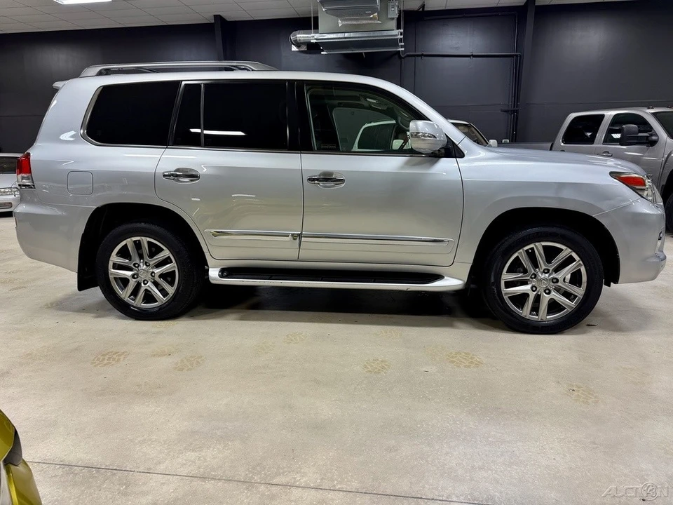 2013 Lexus LX 3rd Gen - Image 10 of 12