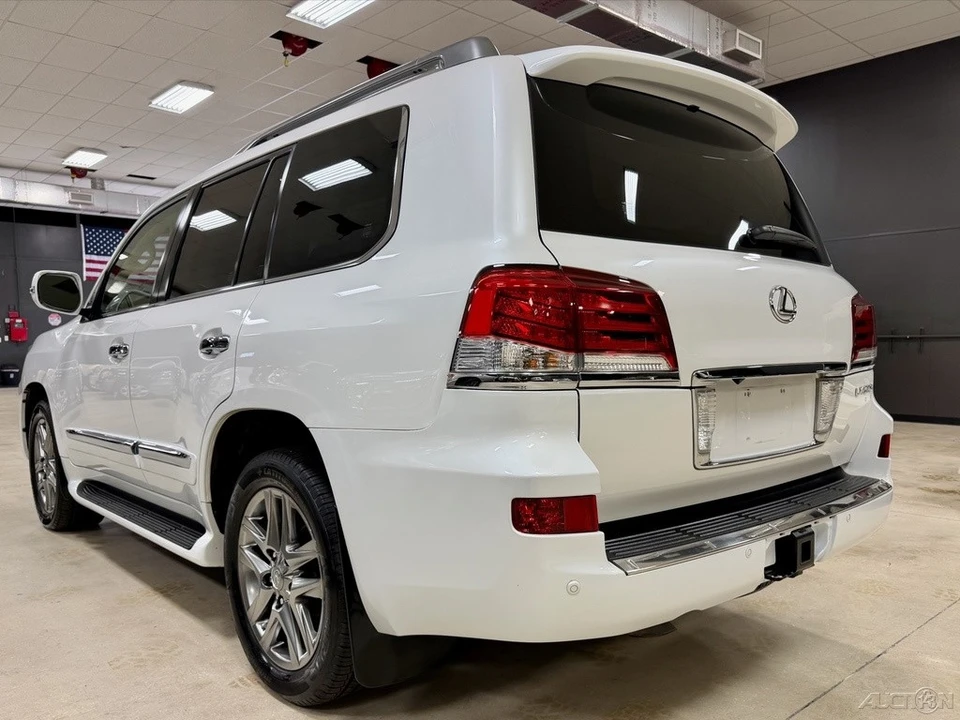 2013 Lexus LX 3rd Gen - Image 5 of 12