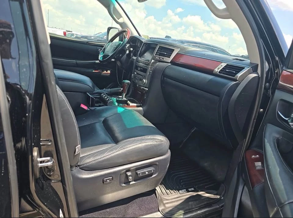 2013 Lexus LX 3rd Gen - Image 15 of 17