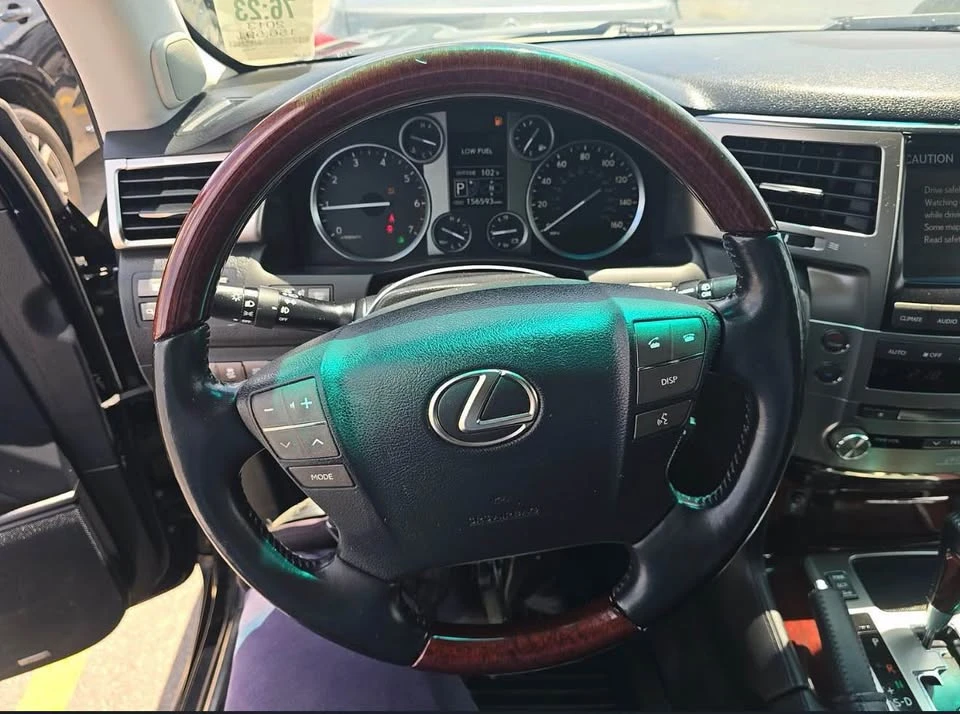 2013 Lexus LX 3rd Gen - Image 10 of 17