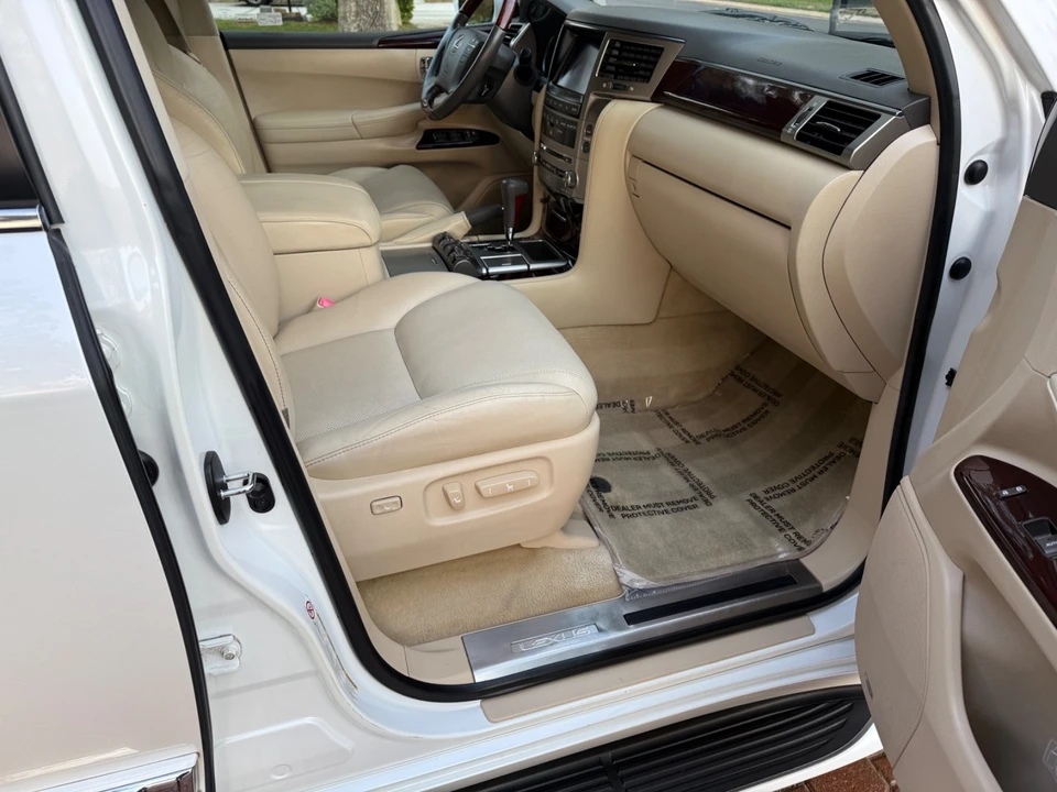 2013 Lexus LX 3rd Gen - Image 13 of 21