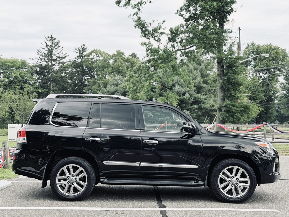 2013 Lexus LX 3rd Gen - Image 31 of 31