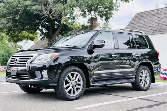 2013 Lexus LX570 Luxury Package