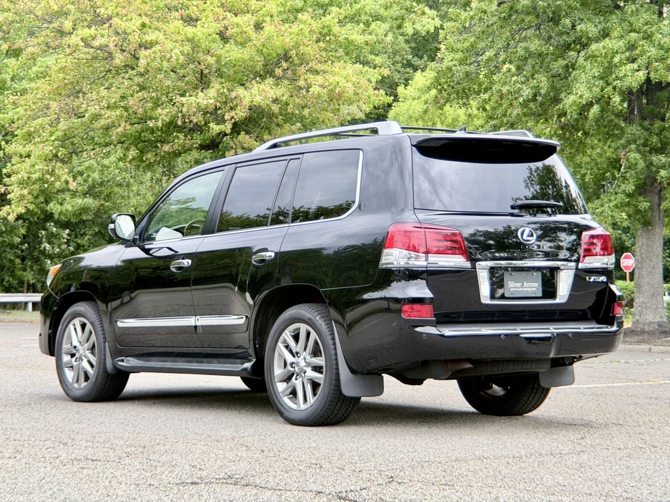 2013 Lexus LX 3rd Gen - Image 13 of 31