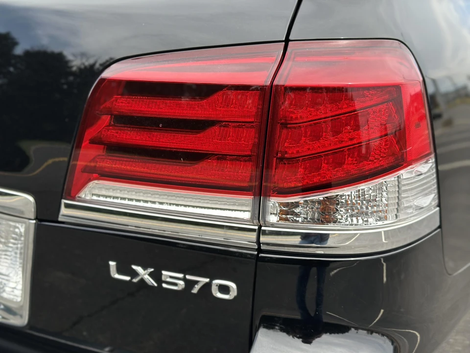 2013 Lexus LX 3rd Gen - Image 19 of 31