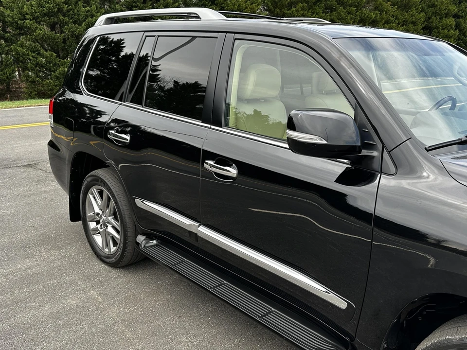 2013 Lexus LX 3rd Gen - Image 20 of 31