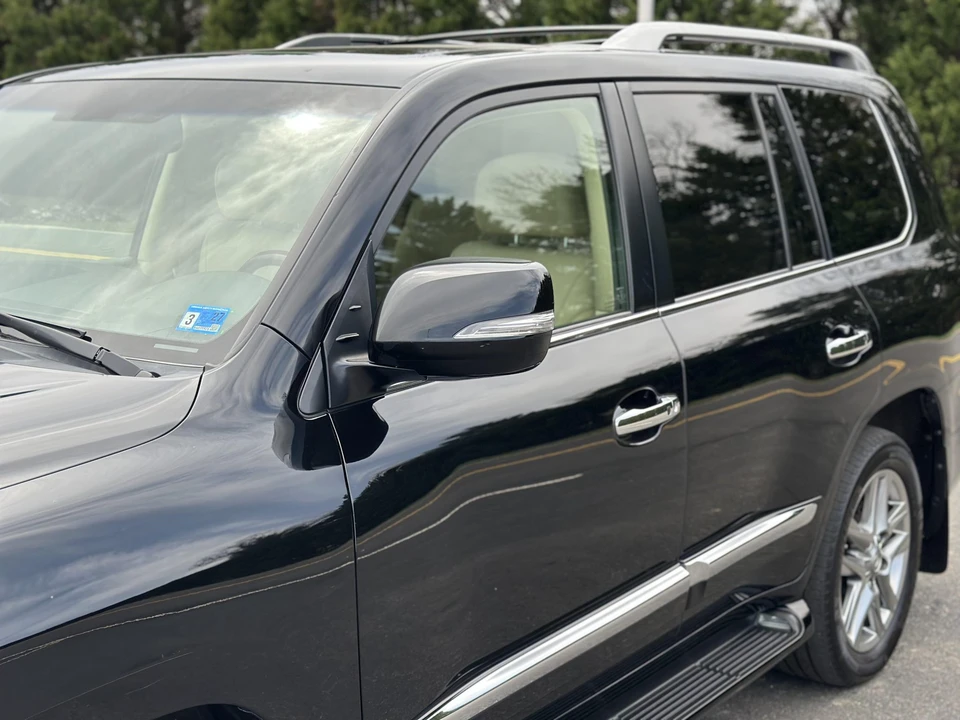 2013 Lexus LX 3rd Gen - Image 23 of 31
