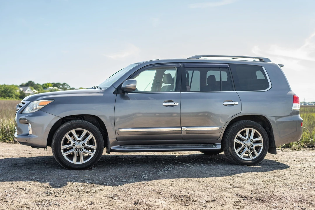 2013 Lexus LX 3rd Gen - Image 7 of 31
