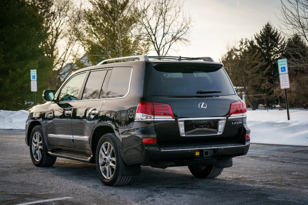2013 Lexus LX 3rd Gen - Image 11 of 31