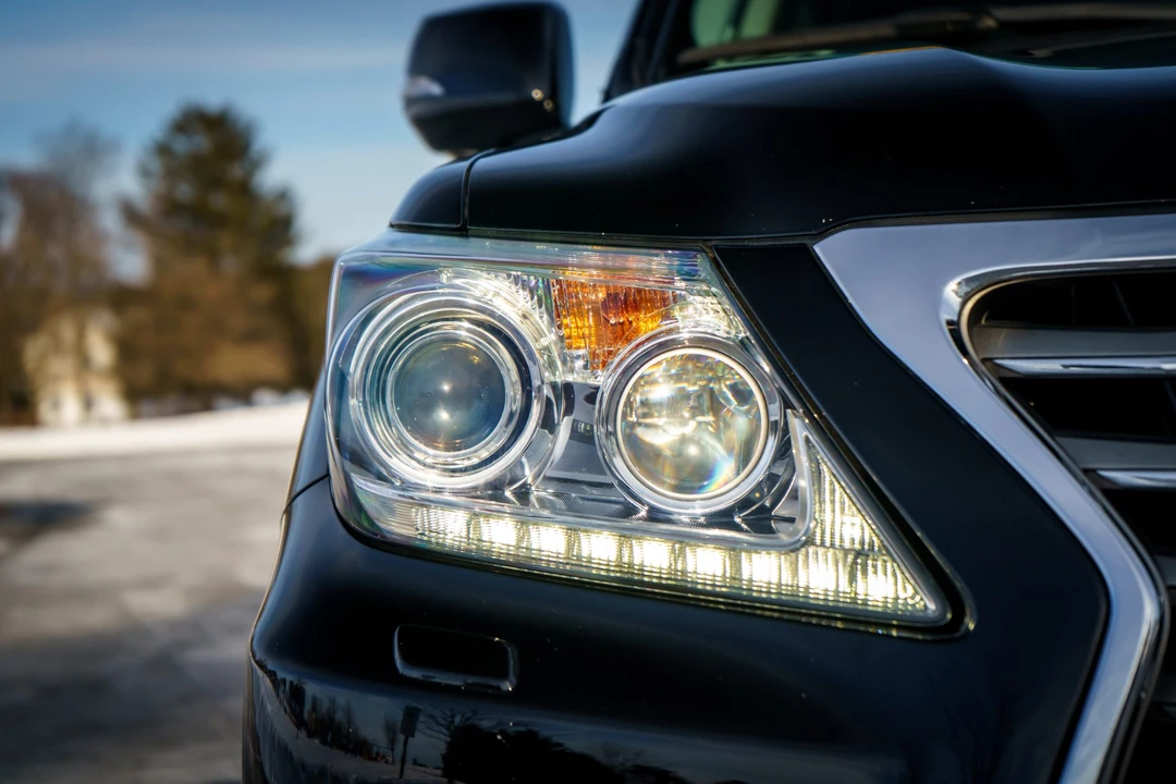 2013 Lexus LX 3rd Gen - Image 21 of 31