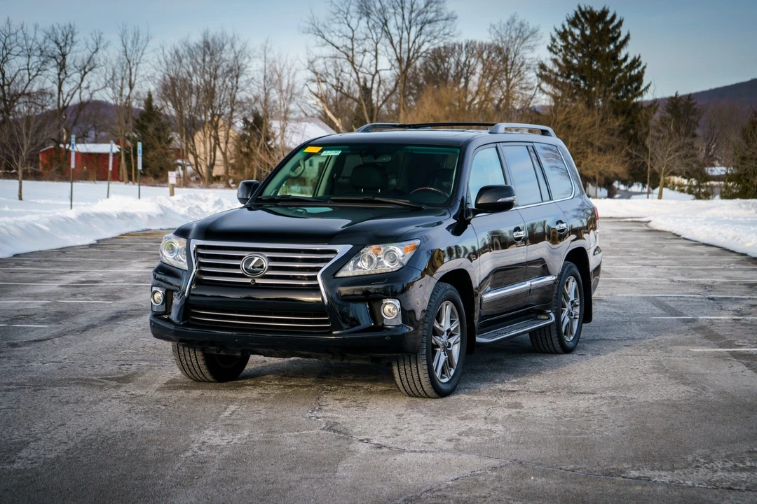 2013 Lexus LX 3rd Gen - Image 8 of 31