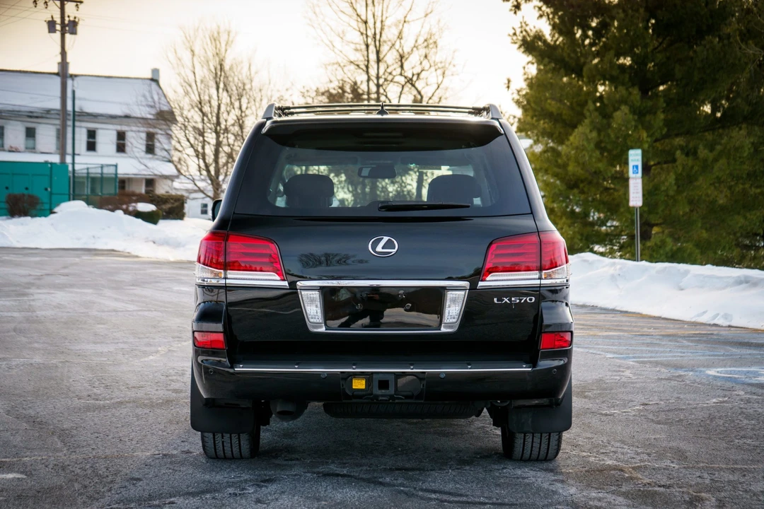 2013 Lexus LX 3rd Gen - Image 13 of 31