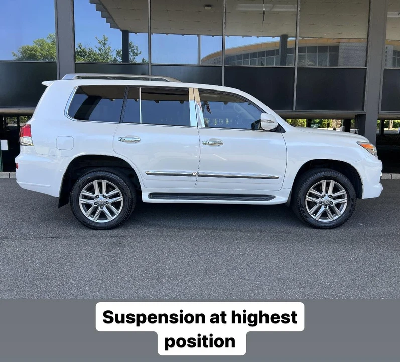 2013 Lexus LX 3rd Gen - Image 24 of 31
