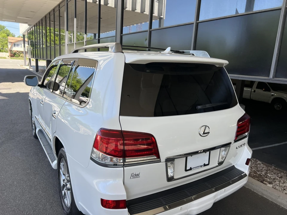 2013 Lexus LX 3rd Gen - Image 14 of 31