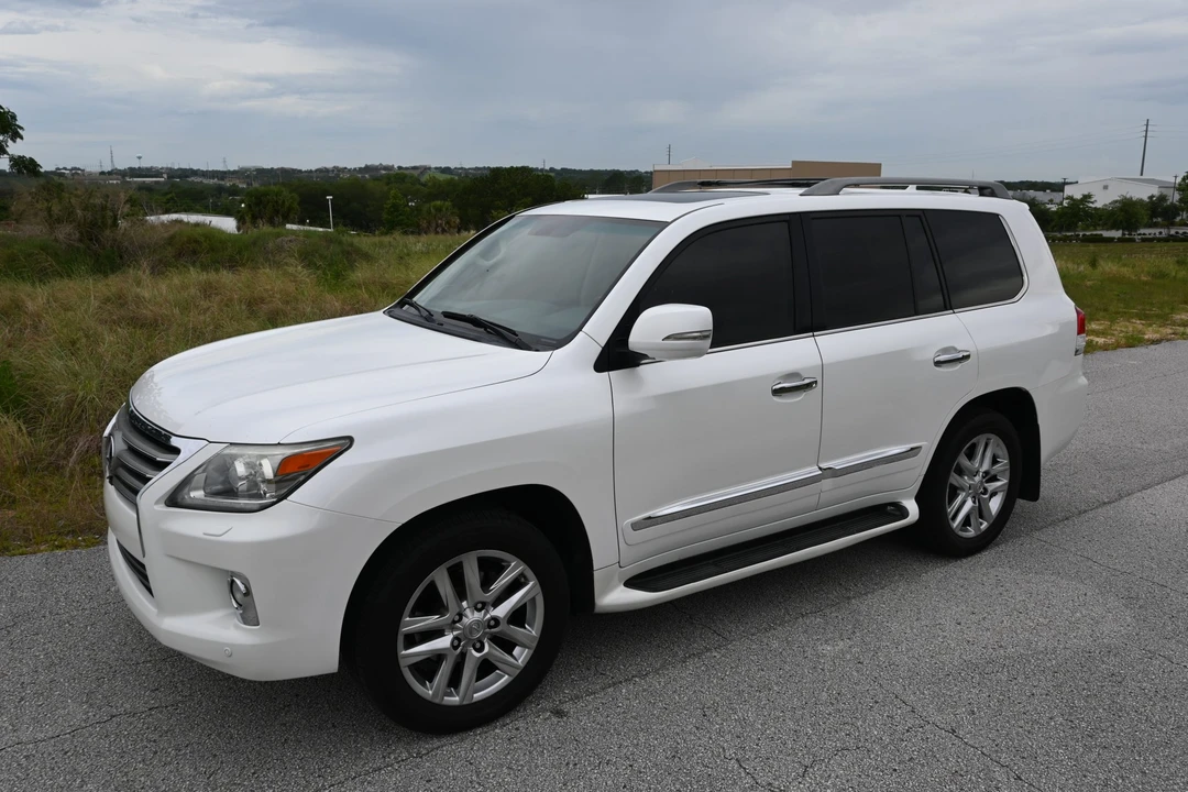 2013 Lexus LX 3rd Gen - Image 5 of 31