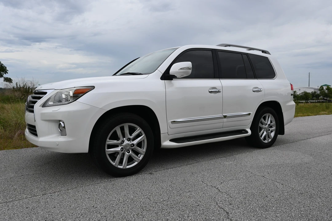 2013 Lexus LX 3rd Gen - Image 6 of 31