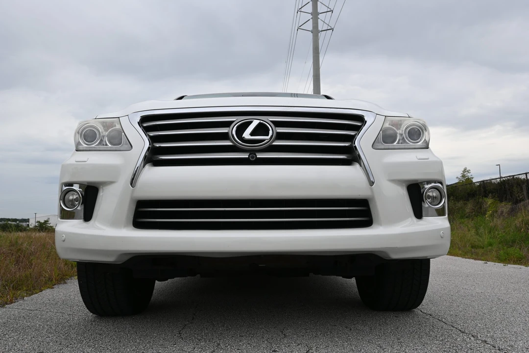 2013 Lexus LX 3rd Gen - Image 20 of 31