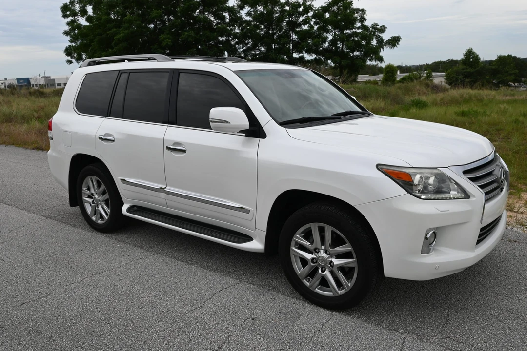 2013 Lexus LX 3rd Gen - Image 31 of 31