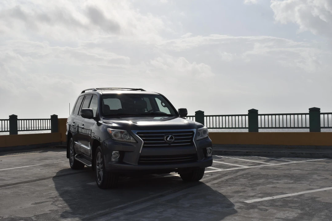 2013 Lexus LX 3rd Gen - Image 6 of 31