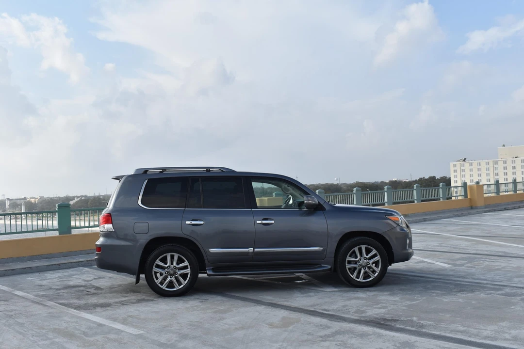 2013 Lexus LX 3rd Gen - Image 11 of 31