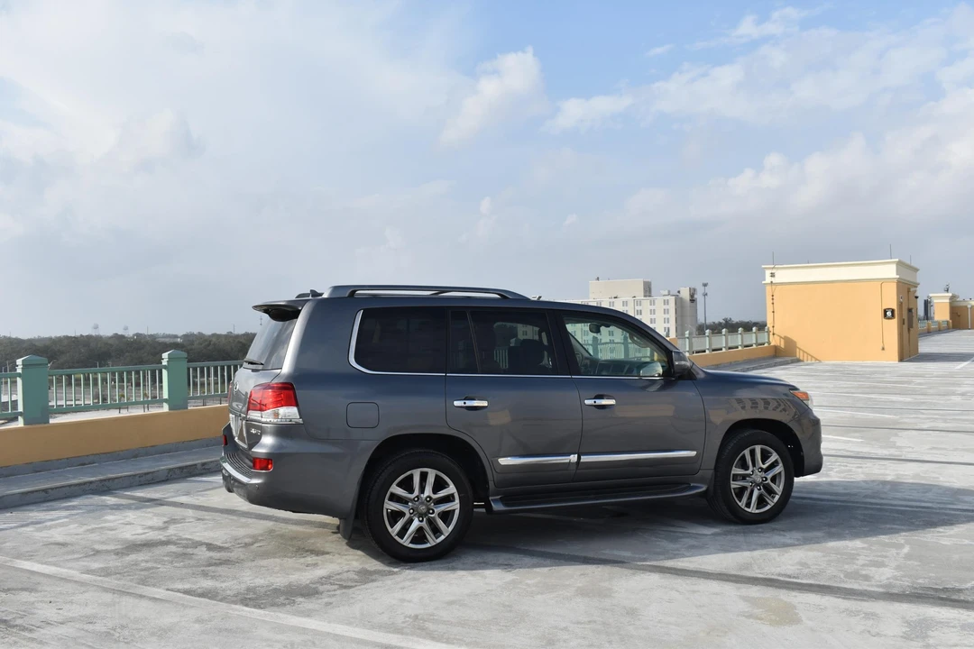2013 Lexus LX 3rd Gen - Image 13 of 31