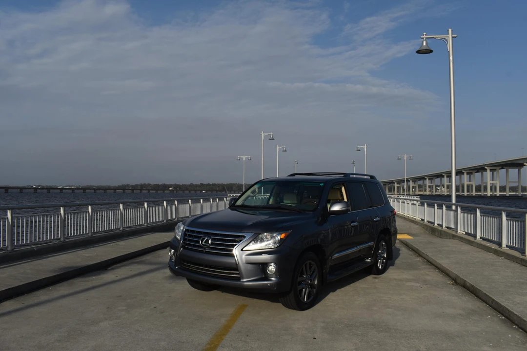 2013 Lexus LX 3rd Gen - Image 27 of 31