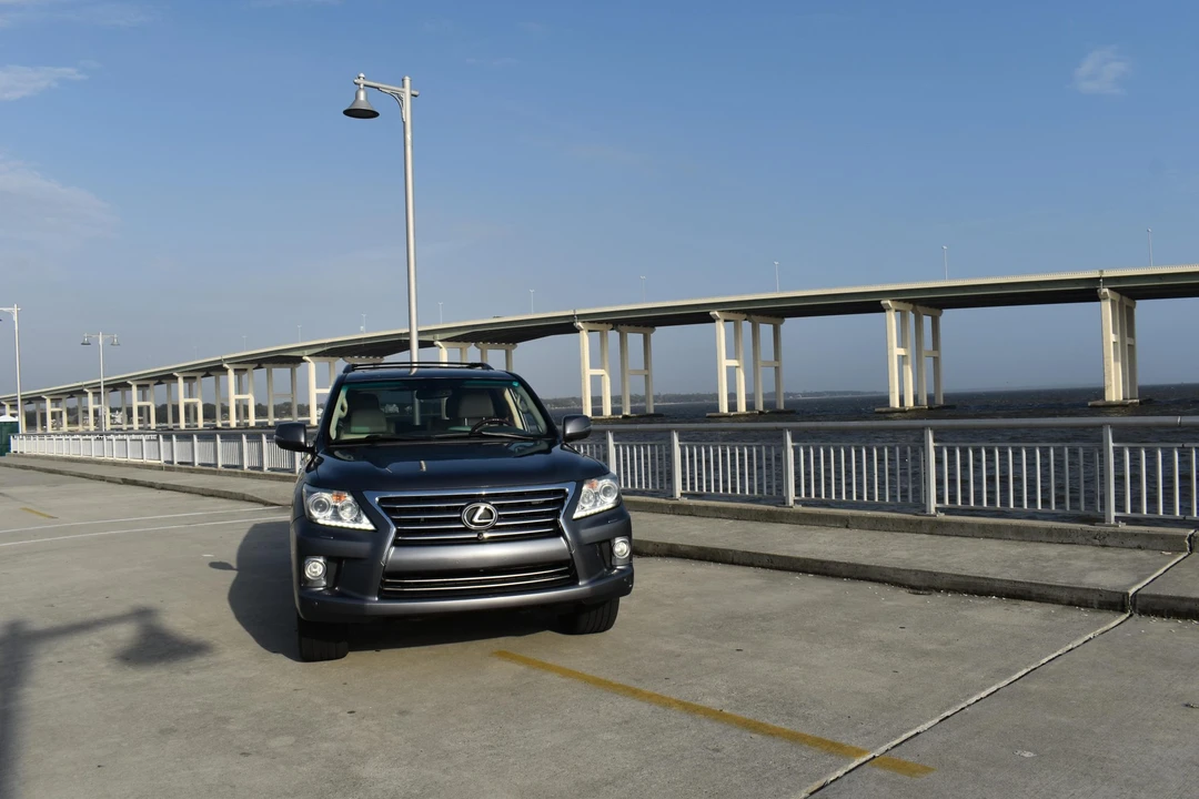 2013 Lexus LX 3rd Gen - Image 29 of 31