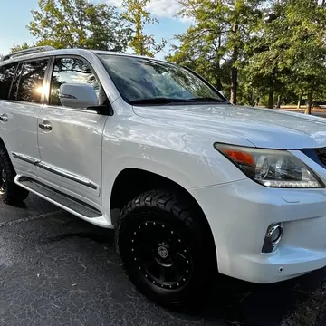 2013 Lexus LX570