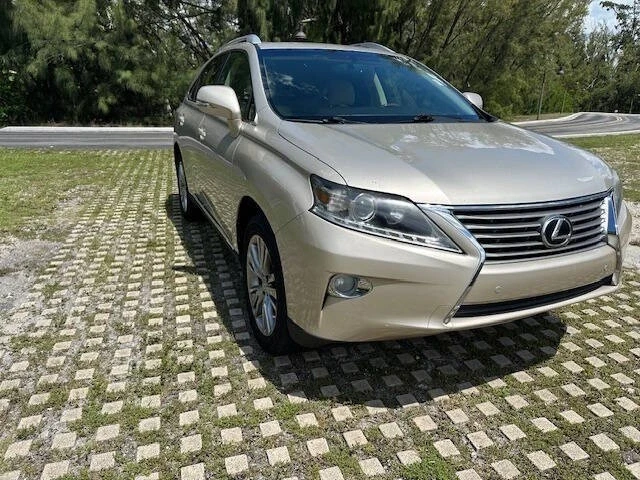 2013 Lexus RX 3rd Gen - Image 9 of 21