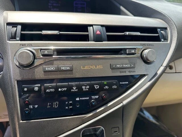 2013 Lexus RX 3rd Gen - Image 16 of 21
