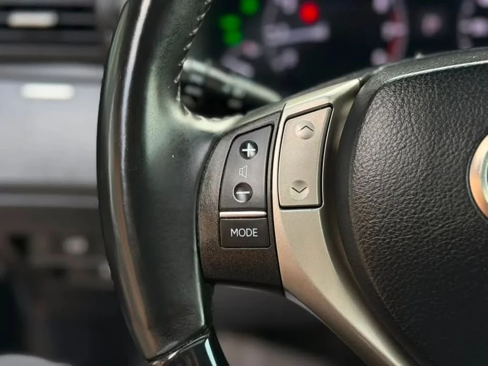 2013 Lexus RX 3rd Gen - Image 13 of 20