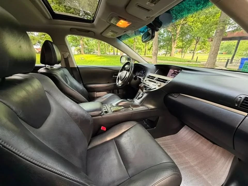 2013 Lexus RX 3rd Gen - Image 10 of 20