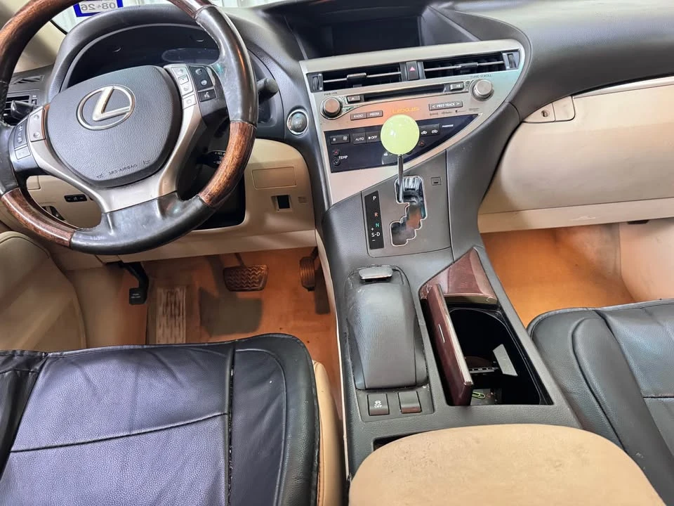 2013 Lexus RX 3rd Gen - Image 9 of 11