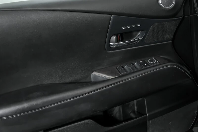 2013 Lexus RX 3rd Gen - Image 15 of 21