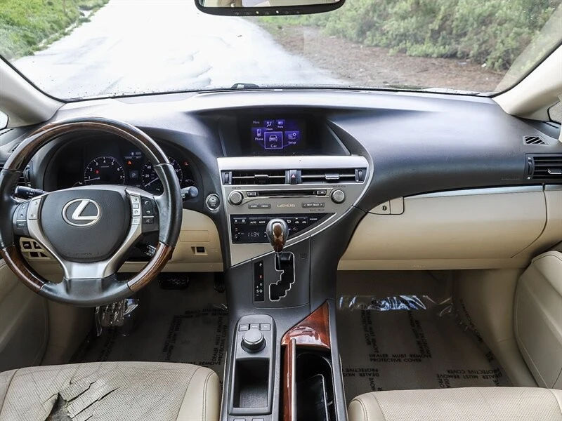 2013 Lexus RX 3rd Gen - Image 16 of 21