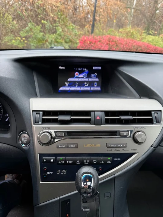 2013 Lexus RX 3rd Gen - Image 5 of 9