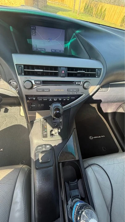 2013 Lexus RX 3rd Gen - Image 12 of 19