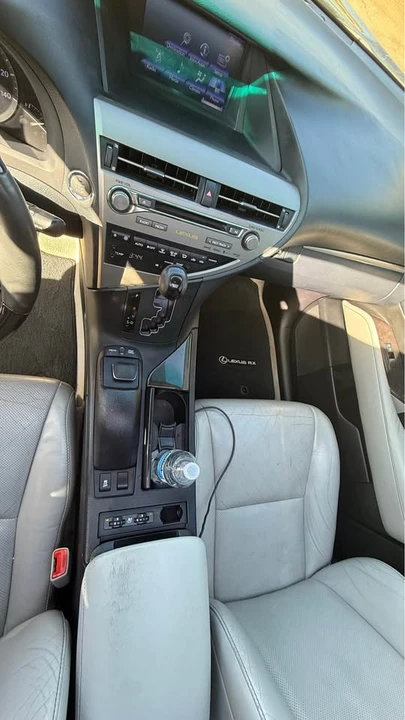 2013 Lexus RX 3rd Gen - Image 9 of 19