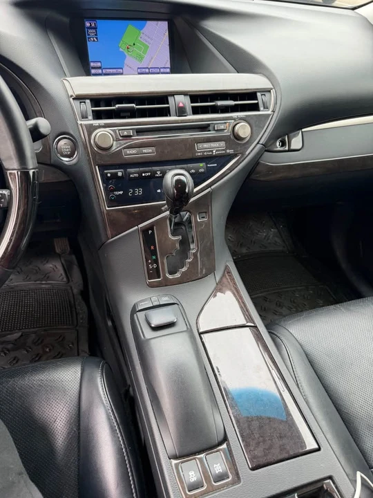 2013 Lexus RX 3rd Gen - Image 9 of 11