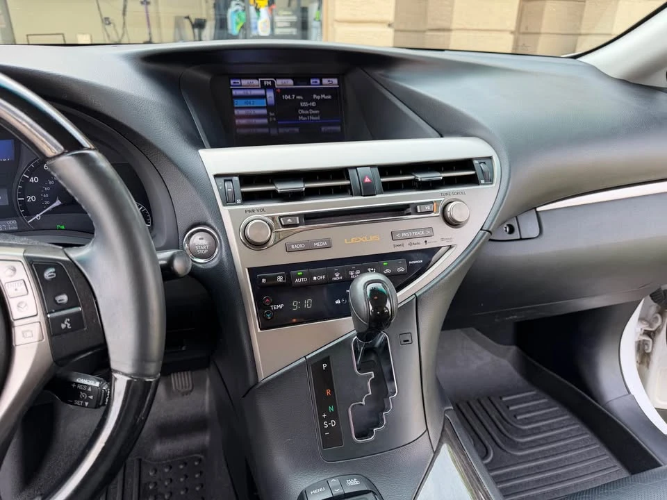 2013 Lexus RX 3rd Gen - Image 6 of 15