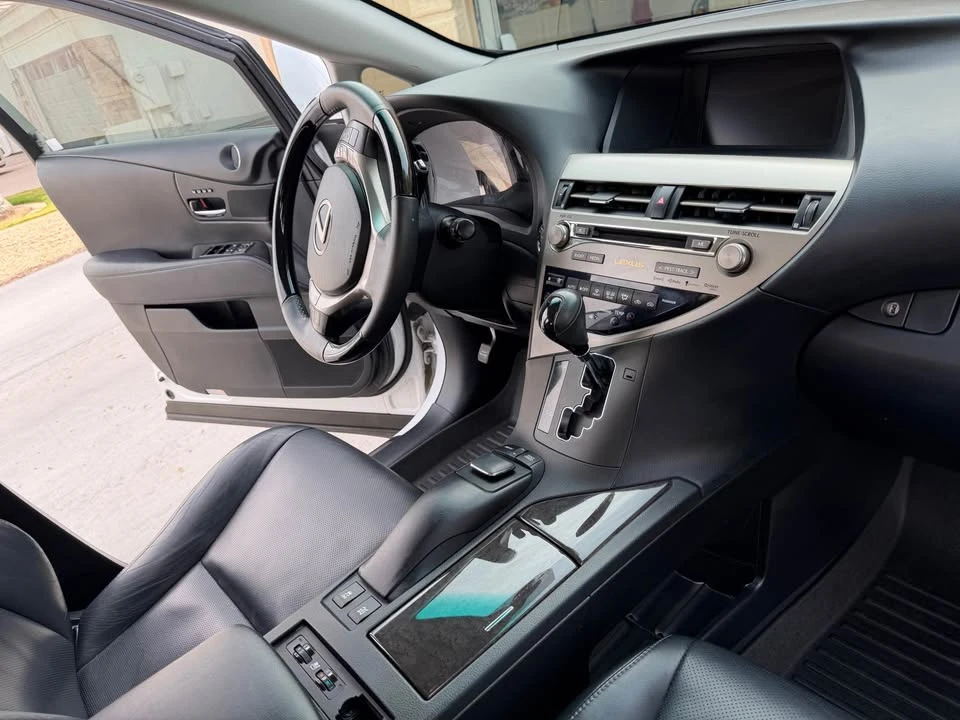 2013 Lexus RX 3rd Gen - Image 13 of 15