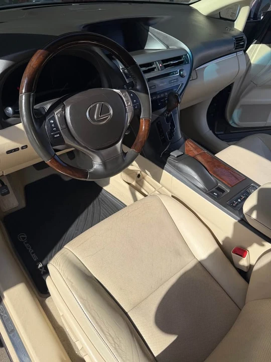 2013 Lexus RX 3rd Gen - Image 16 of 20
