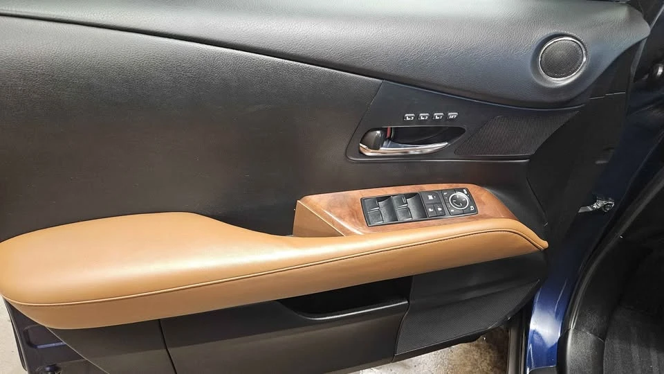 2013 Lexus RX 3rd Gen - Image 16 of 18