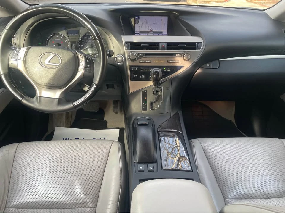 2013 Lexus RX 3rd Gen - Image 13 of 19