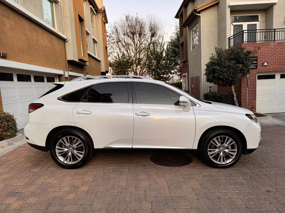 2013 Lexus RX 3rd Gen - Image 5 of 13