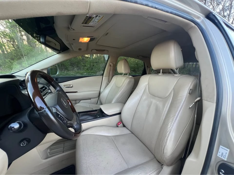 2013 Lexus RX 3rd Gen - Image 10 of 13
