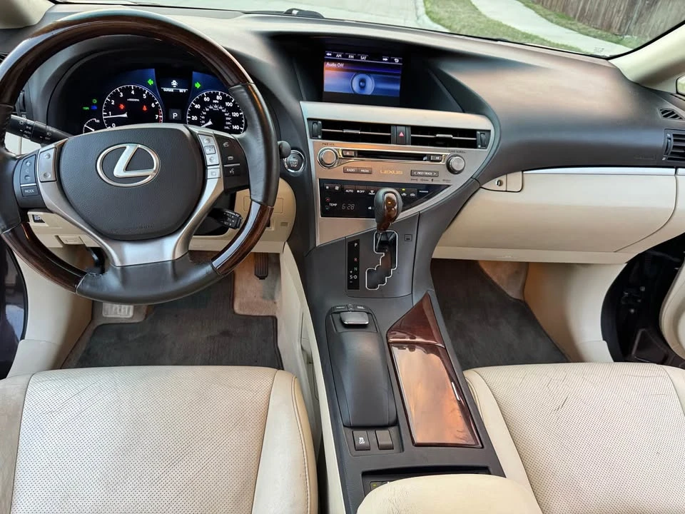 2013 Lexus RX 3rd Gen - Image 4 of 10