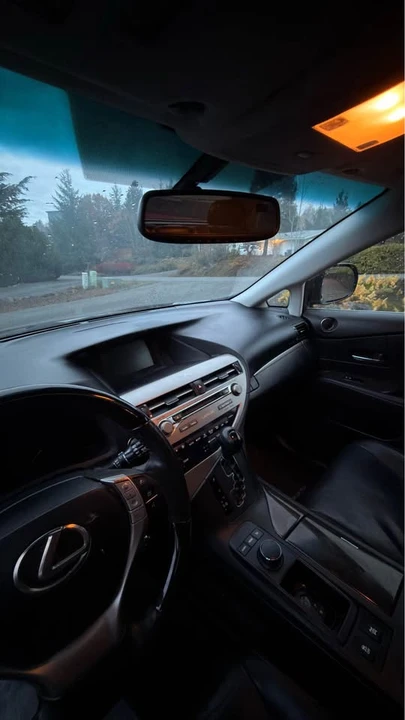 2013 Lexus RX 3rd Gen - Image 8 of 9