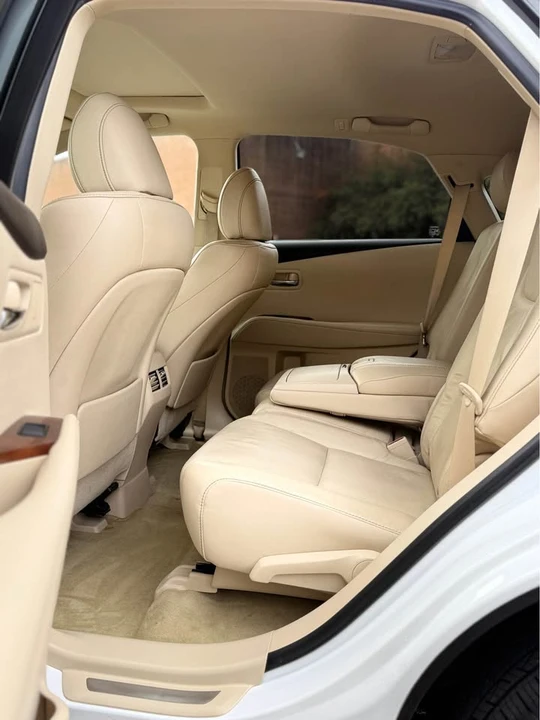2013 Lexus RX 3rd Gen - Image 15 of 20