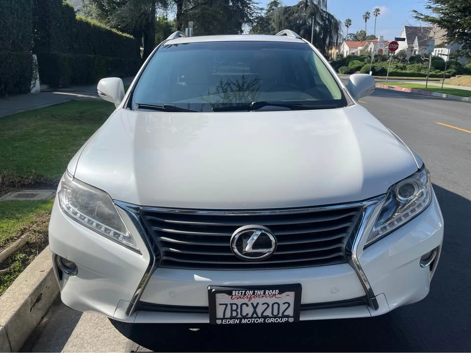 2013 Lexus RX 3rd Gen - Image 9 of 15